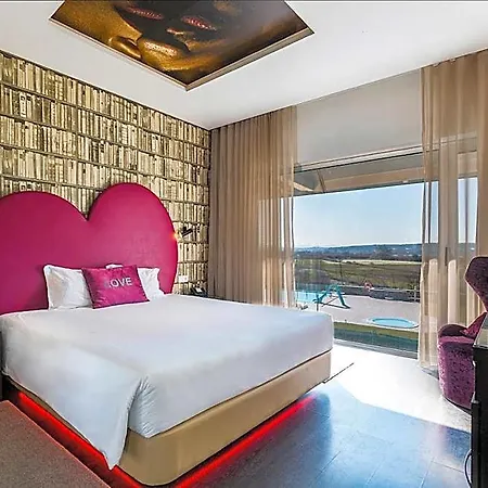 Hotel Lisotel - &