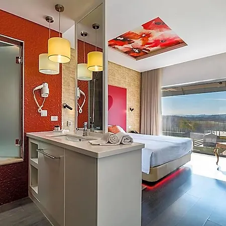 Hotel Lisotel - & 4*