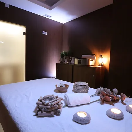 Lisotel - & 4* Leiria