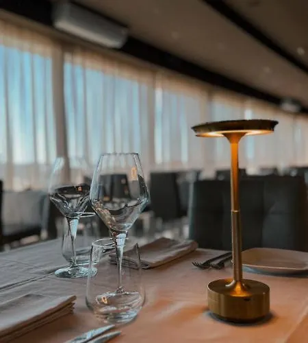 Отель Lisotel - &