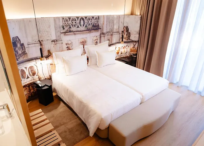 Отель Lisotel - &