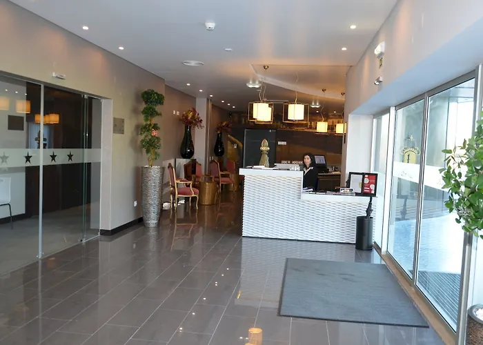 Hotell Lisotel - &